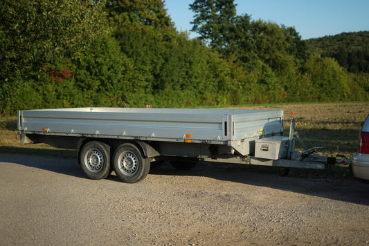 Mieten: 3.5t Anhänger Tandem